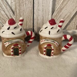 Gingerbread Cozy Cafe Hot Cocoa Shakers